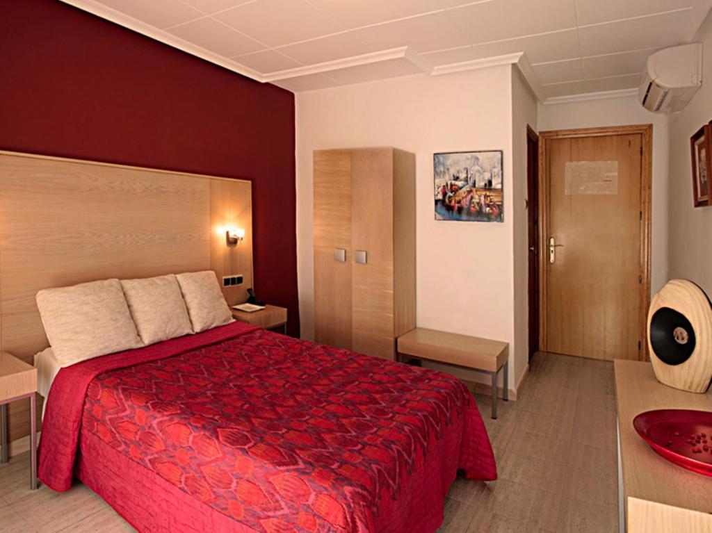 Hotel Alamo Аликанте Номер фото